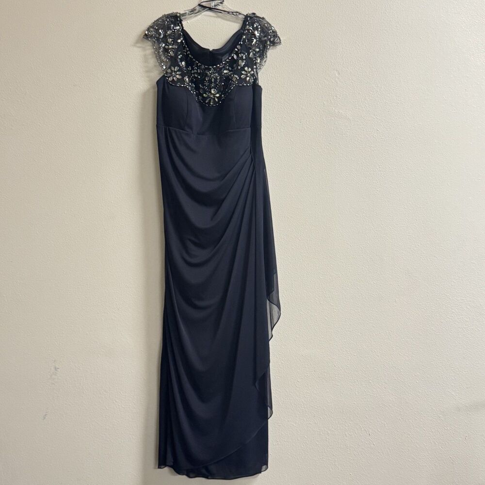 Xscape Womens 18W Gray Silver Beaded Formal Evening Maxi Gown Dress